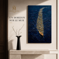 Tableau Peint à la Main « Vent et Vagues » – Maison Milaya — mise en scène dans un intérieur élégant