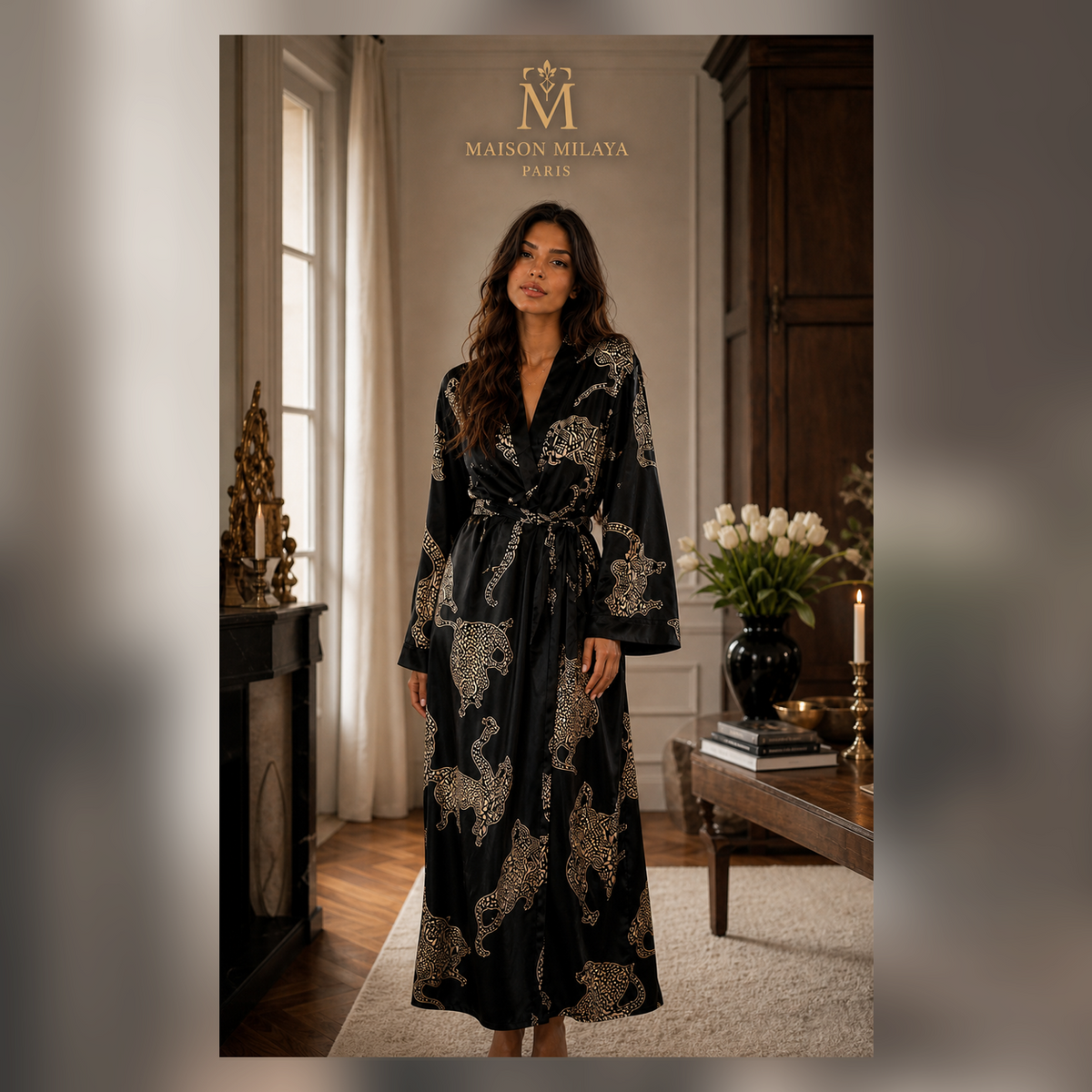 Donna con il kimono lungo Signature Léopard nero – Maison Milaya Paris