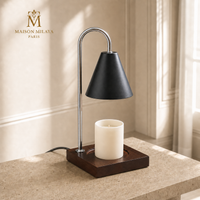 Lampe chauffe-bougie minimaliste noir mat et argenté, base noyer – Maison Milaya Paris